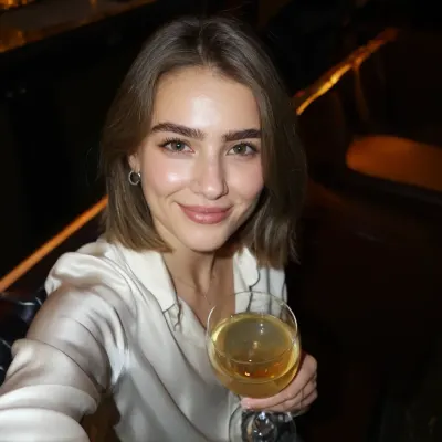 Лана, 21